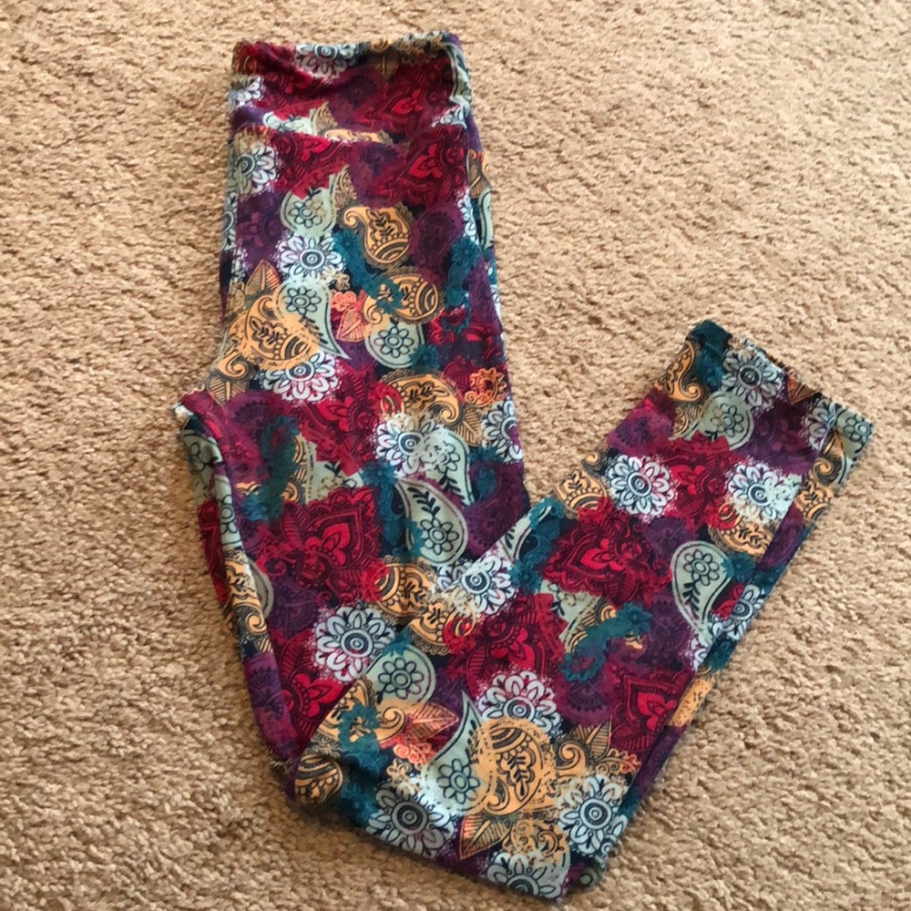 OS LULAROE LEGGINGS 🦄